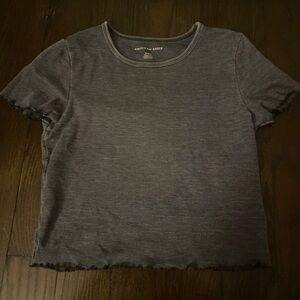 cropped tee